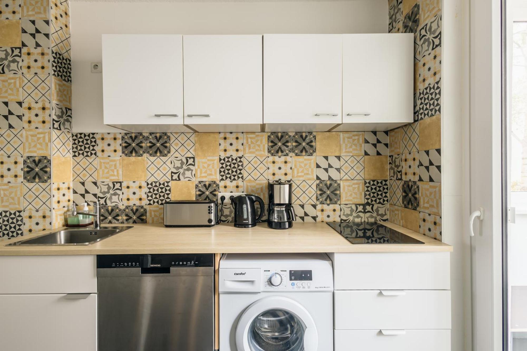 Centrally Located 2-Room Apartment Hannover Exterior photo
